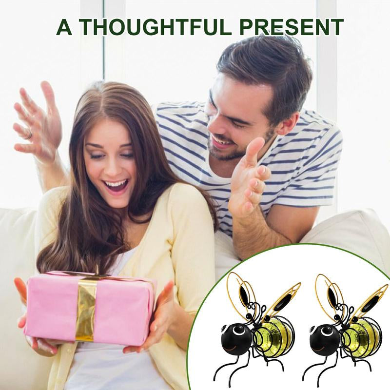 SolarGlow Hanging Bumblebee Garden Lamp